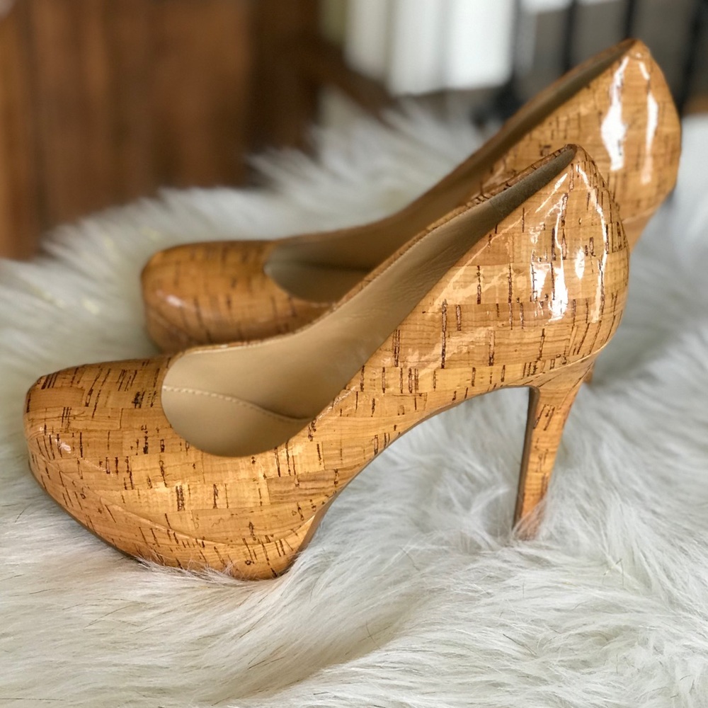 Gianni Bini Platform Heel Shoes